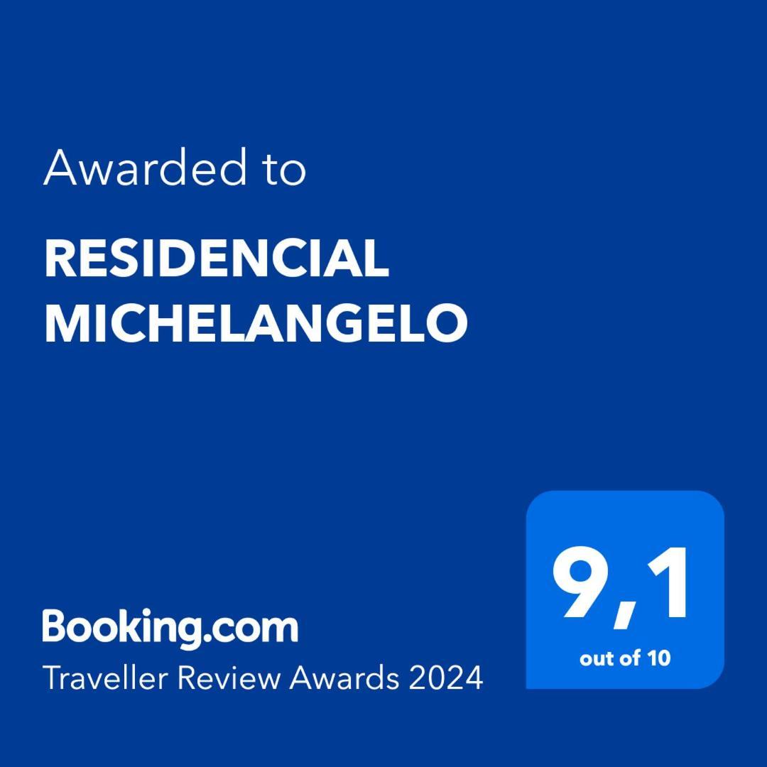 サロウResidencial Michelangeloアパートメント エクステリア 写真